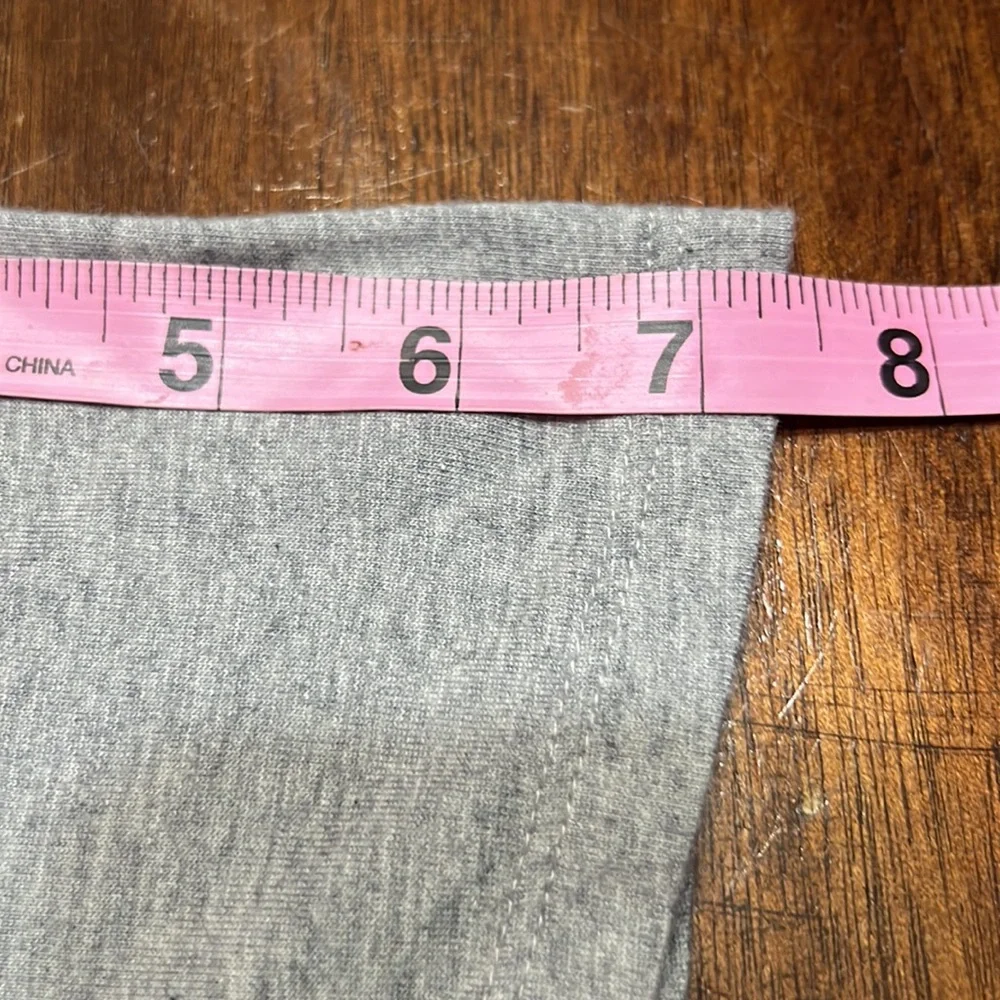 Tommy Hilfiger Heather Grey Heart Short Sleeve T Shirt Sz L - Picture 8 of 9